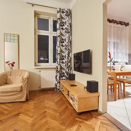 Views - Stylish In Kazimierz Krakov